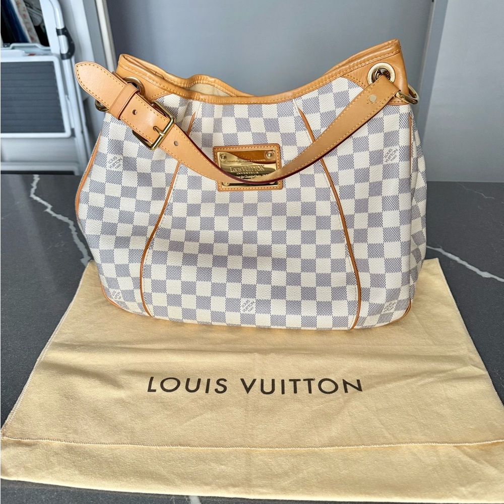 💔SOLD💔 Louis Vuitton Galliera Damier PM
